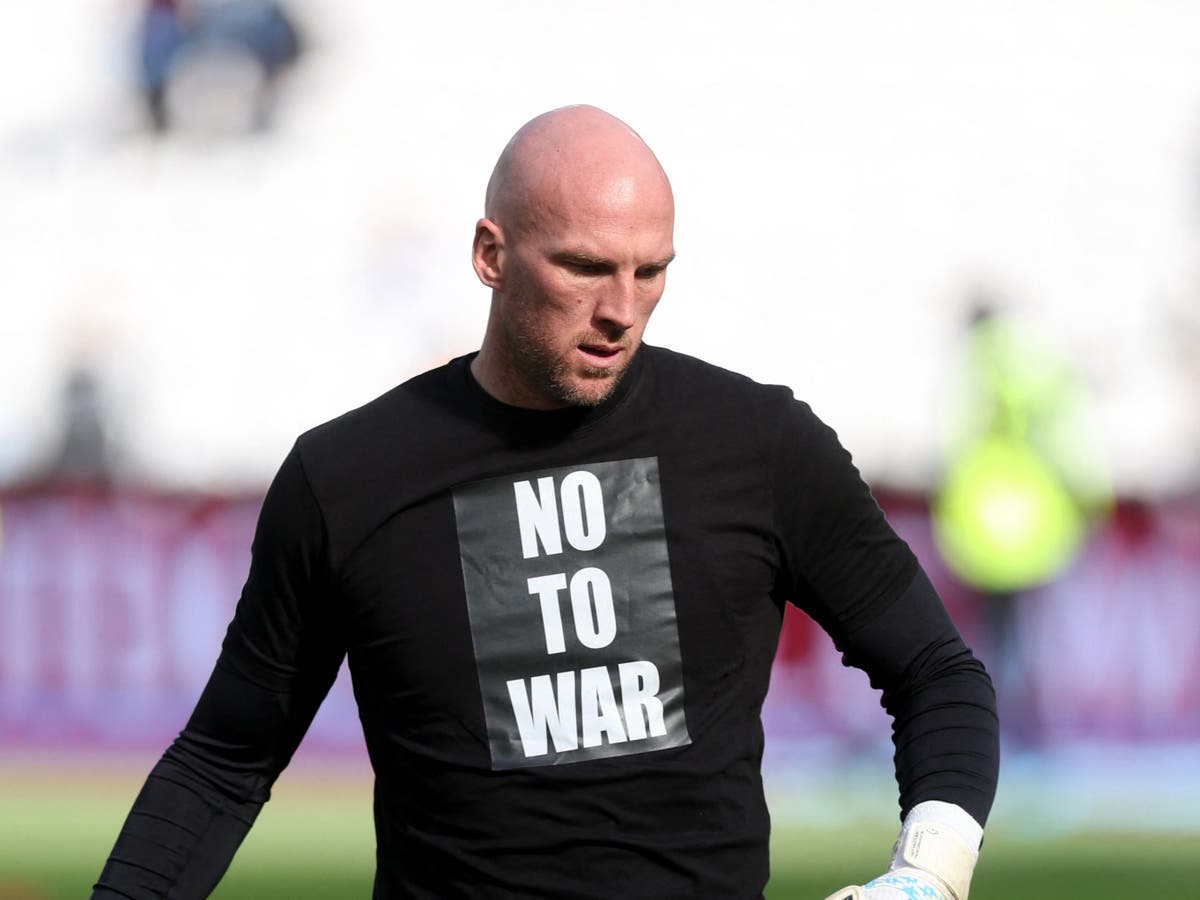 ‘No to war’: Wolves players wear t-shirts in support of Ukraine amid Russia conflict