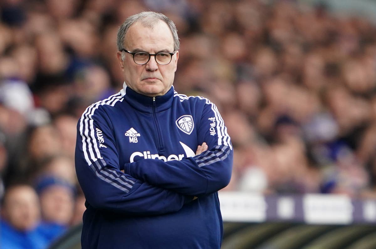 Marcelo Bielsa tributes and boxing controversy – Sunday’s sporting social