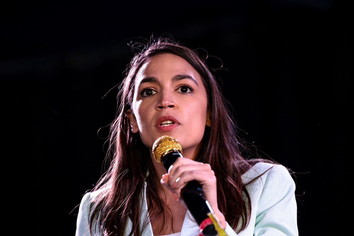 AOC hits out at ‘stark contrast’ between treatment of Ukraine immigrants and Haitian and Syrian asylum seekers