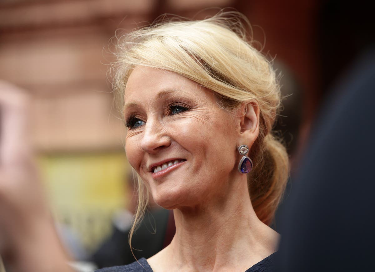 JK Rowling to match funding for emergency Ukrainian orphanages appeal