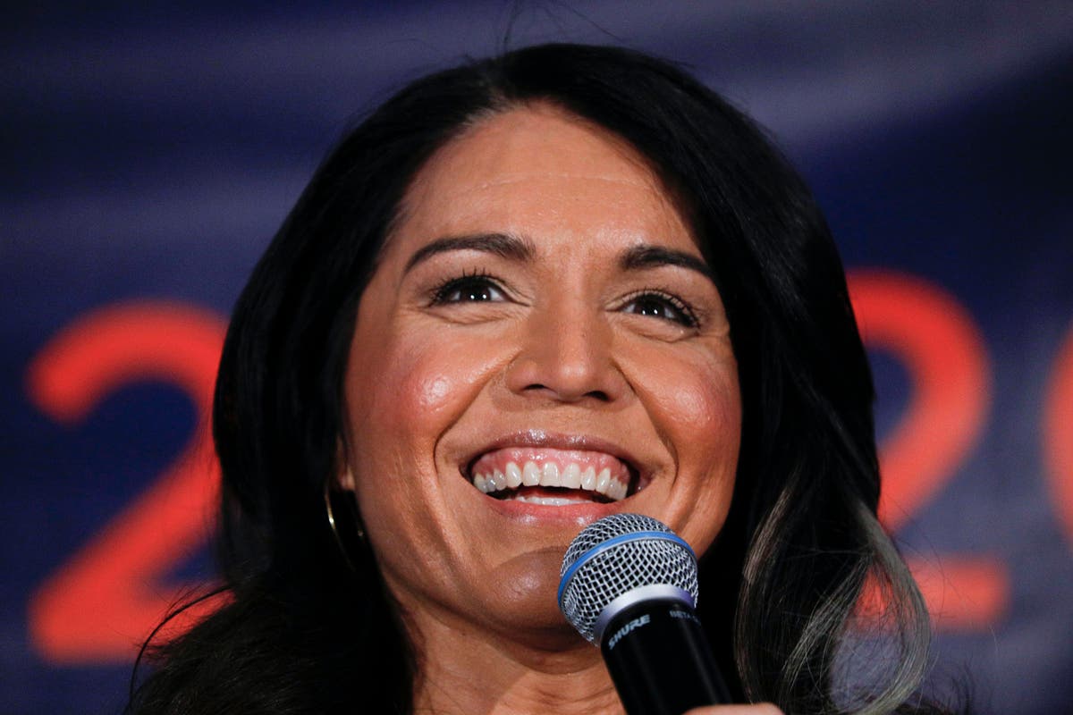 Tulsi Gabbard to Romney: Provide evidence that what I said is untrue and treasonous or resign