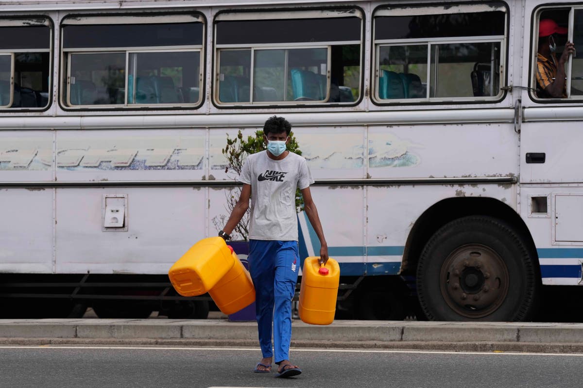 Higher oil prices push Sri Lanka into deeper economic crisis