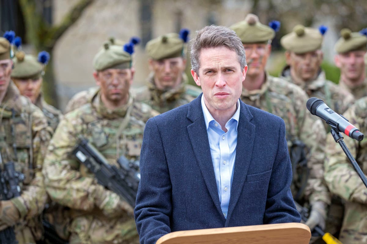 Arise, Sir Gavin Williamson, for services to intergalactic idiocy