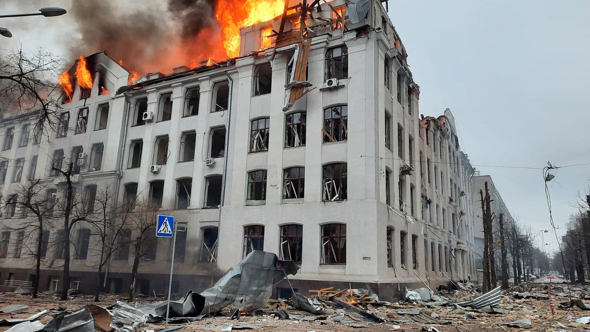 Civilian deaths soar as Russian forces bombard key Ukraine cities