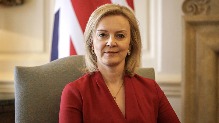 Watch live as Foreign Secretary Liz Truss gives speech on foreign policy at Mansion House | News