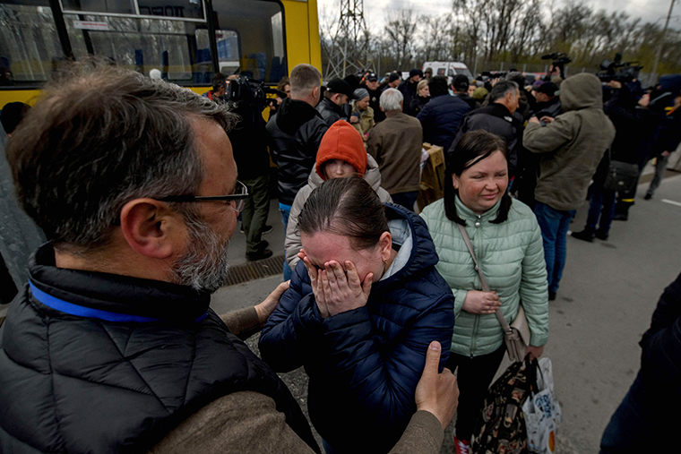 ⚡ Evacuation going “very slowly” in Mariupol, Ukraine’s deputy prime minister says 