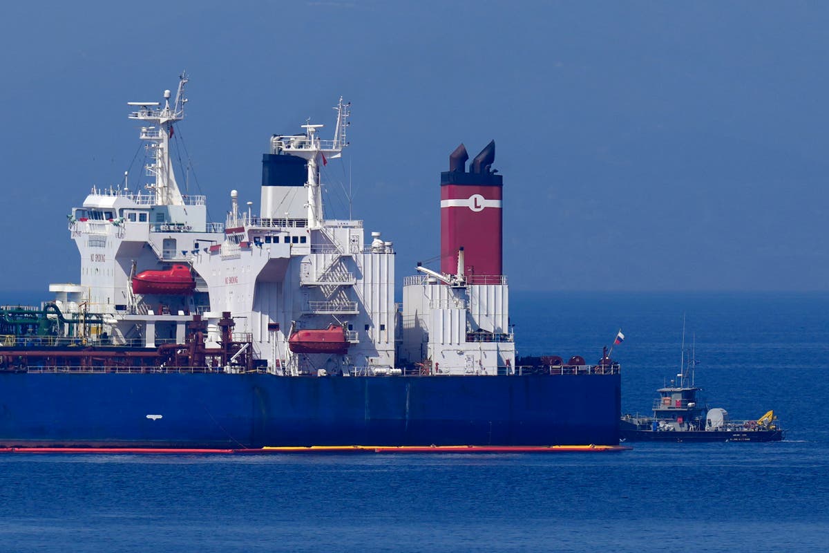 Greece: Appeals court overturns seizure of Iran tanker’s oil