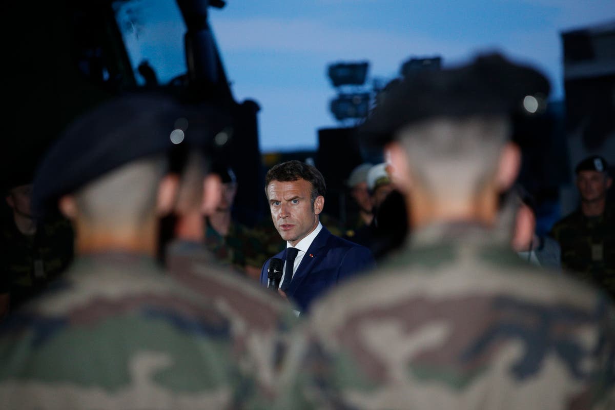 Macron: NATO troops in Romania are a “powerful deterrent”