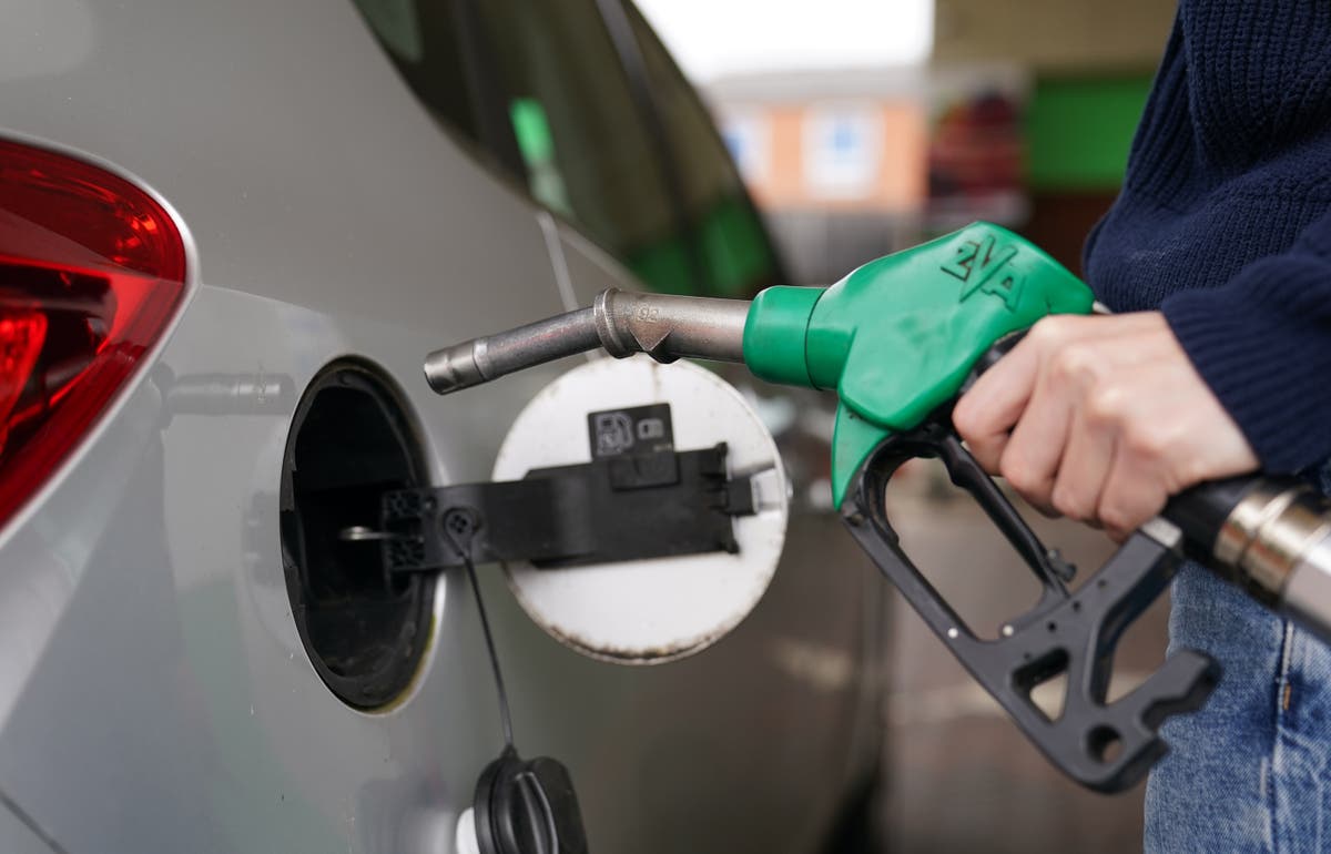 Drivers ‘taken for fools’ as fuel prices rise for 38th straight day, despite falling wholesale costs