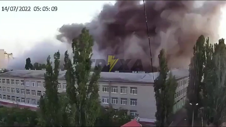 Video appears to show Russian shelling of secondary school in Mykolaiv | News