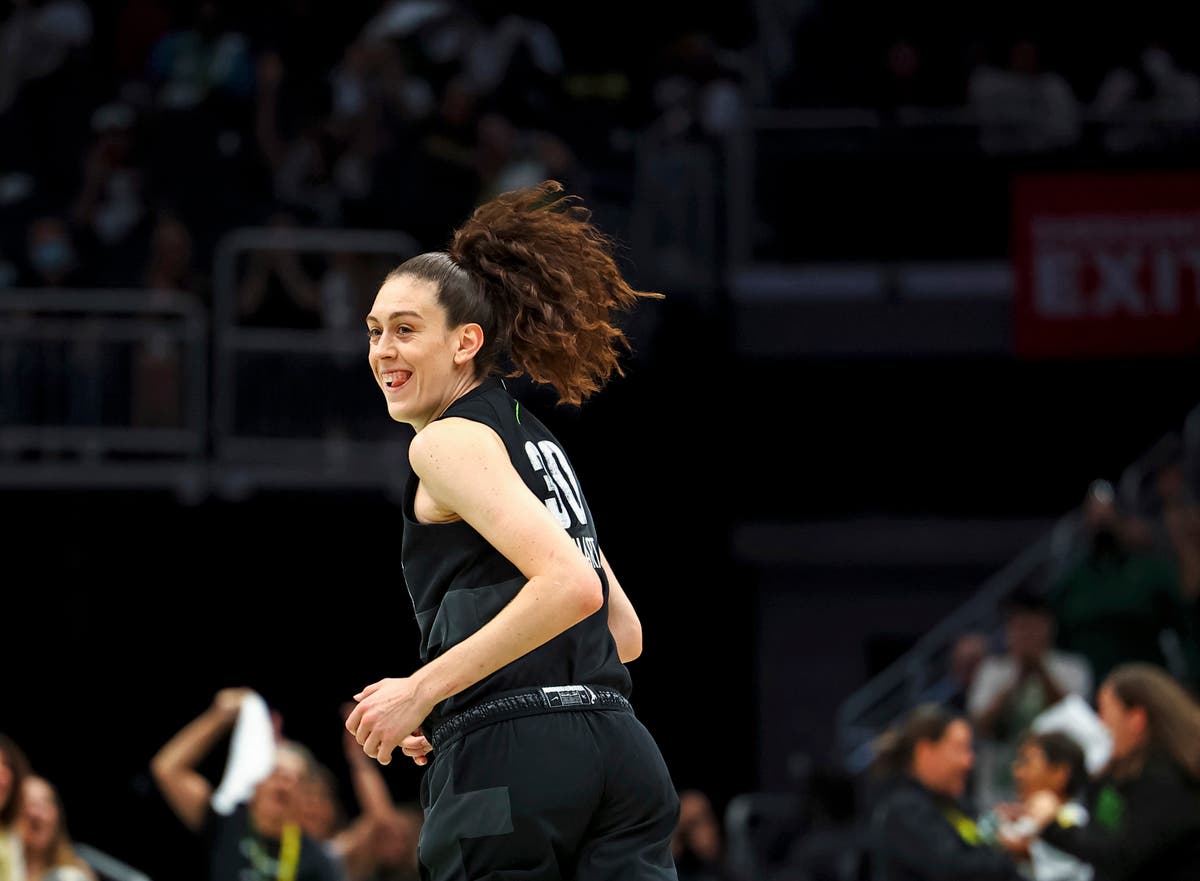 WNBA players skipping Russia, choosing other places to play