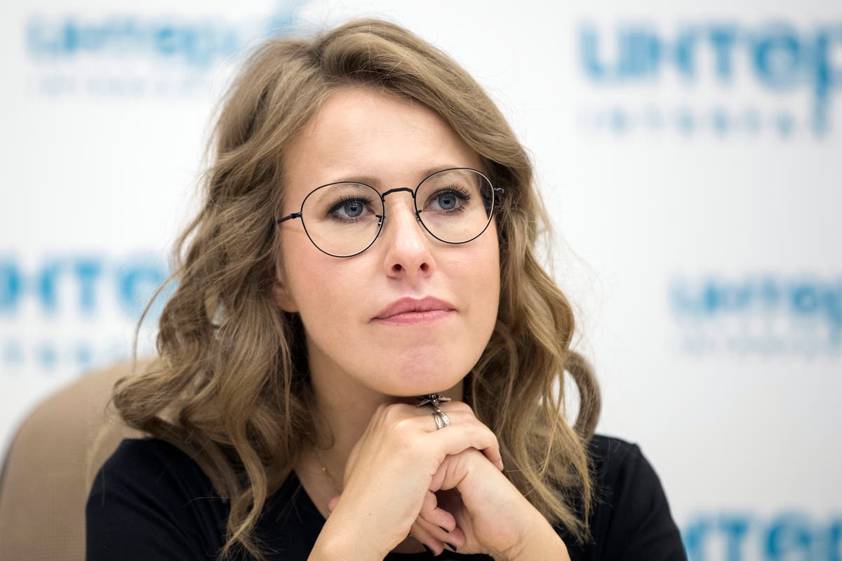 Investigators raid home of Russian celeb Ksenia Sobchak