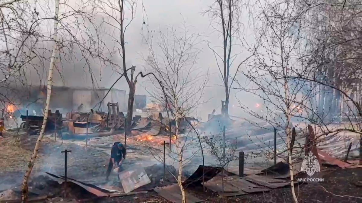 Russia’s wildfire death toll rises to 21 in Ural Mountains