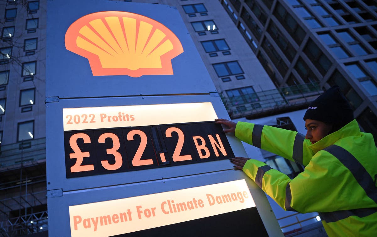 British public ‘being ripped off’ as Shell pays just 22p in tax per citizen despite record profits