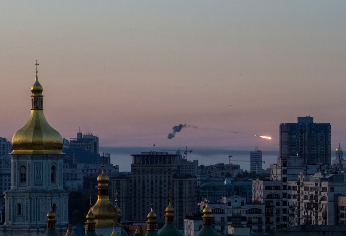 Ukraine war: Kyiv says 29 of 30 Russian missiles shot down