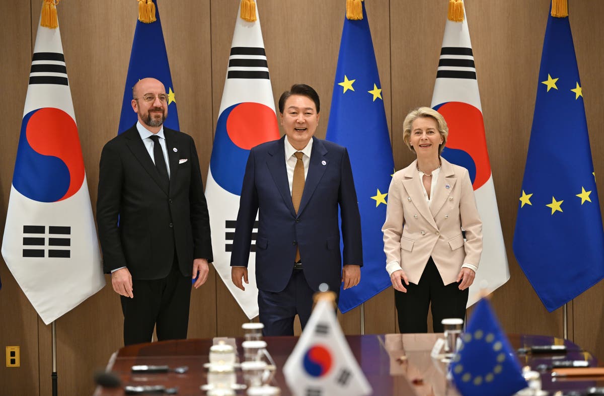 South Korea, EU agree to boost pressure on Russia, condemn North Korean missile tests