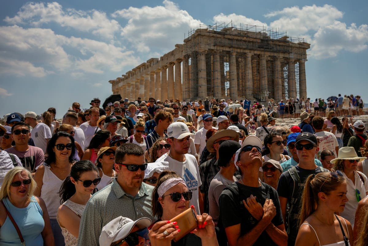 Tourists are packing European hotspots. And Americans don’t mind the higher prices and crowds