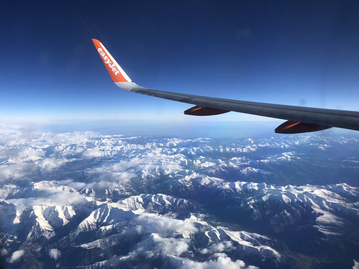 easyJet cancels 1,700 flights: Your rights if your easyJet Gatwick flight this summer is cancelled