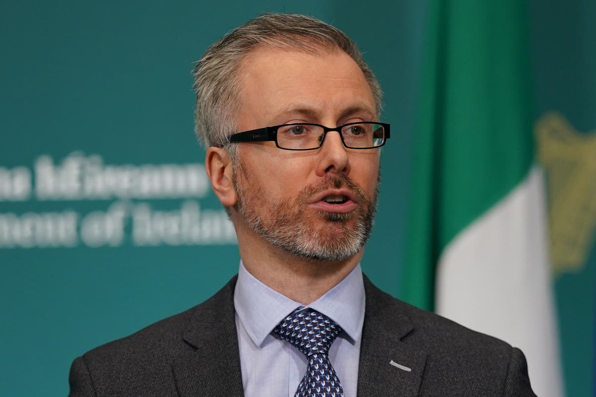 Minister cannot rule out future use of tents to house refugees in Ireland