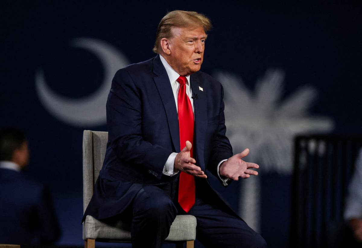 Trump struggles to answer when asked for proof of Biden ‘corruption’