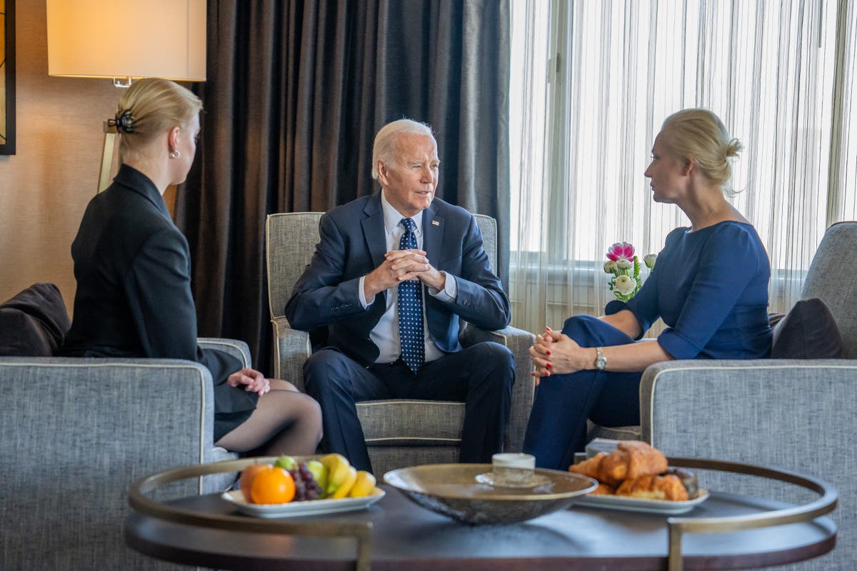 Biden meets with family of late Russian dissident Alexei Navalny